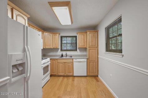 201 Larkspur Lane Jackson NJ 08527