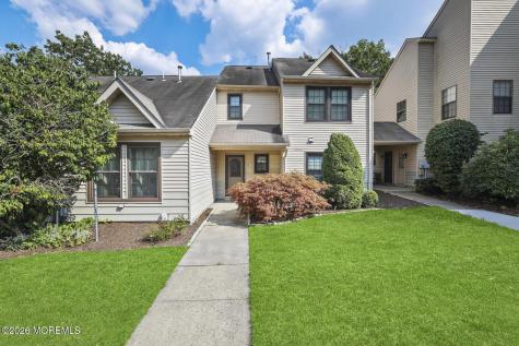 201 Larkspur Lane Jackson NJ 08527