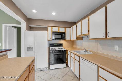 1404 Violet Lane Jackson NJ 08527