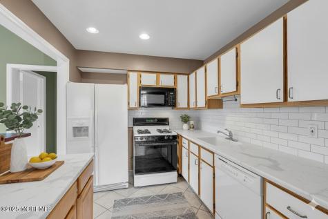 1404 Violet Lane Jackson NJ 08527