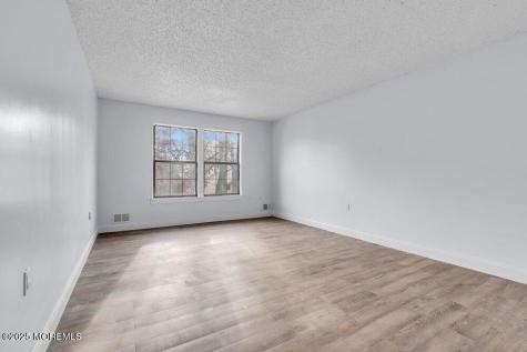 1404 Violet Lane Jackson NJ 08527