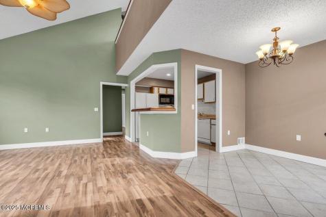 1404 Violet Lane Jackson NJ 08527