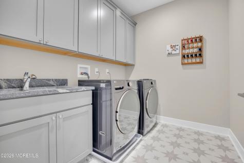 15 Linder Court Middletown NJ 07748