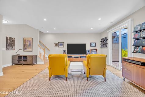 15 Linder Court Middletown NJ 07748