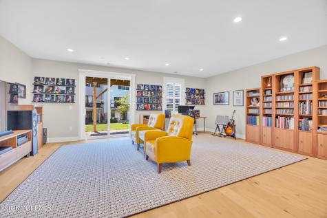 15 Linder Court Middletown NJ 07748