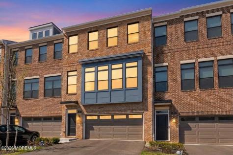 6 Linder Court Middletown NJ 07748