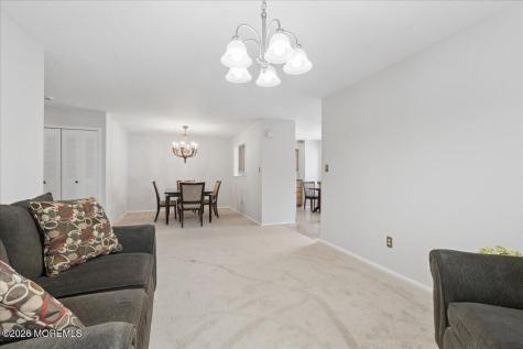 437 Hampton Court Manalapan NJ 07726