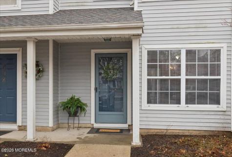 437 Hampton Court Manalapan NJ 07726