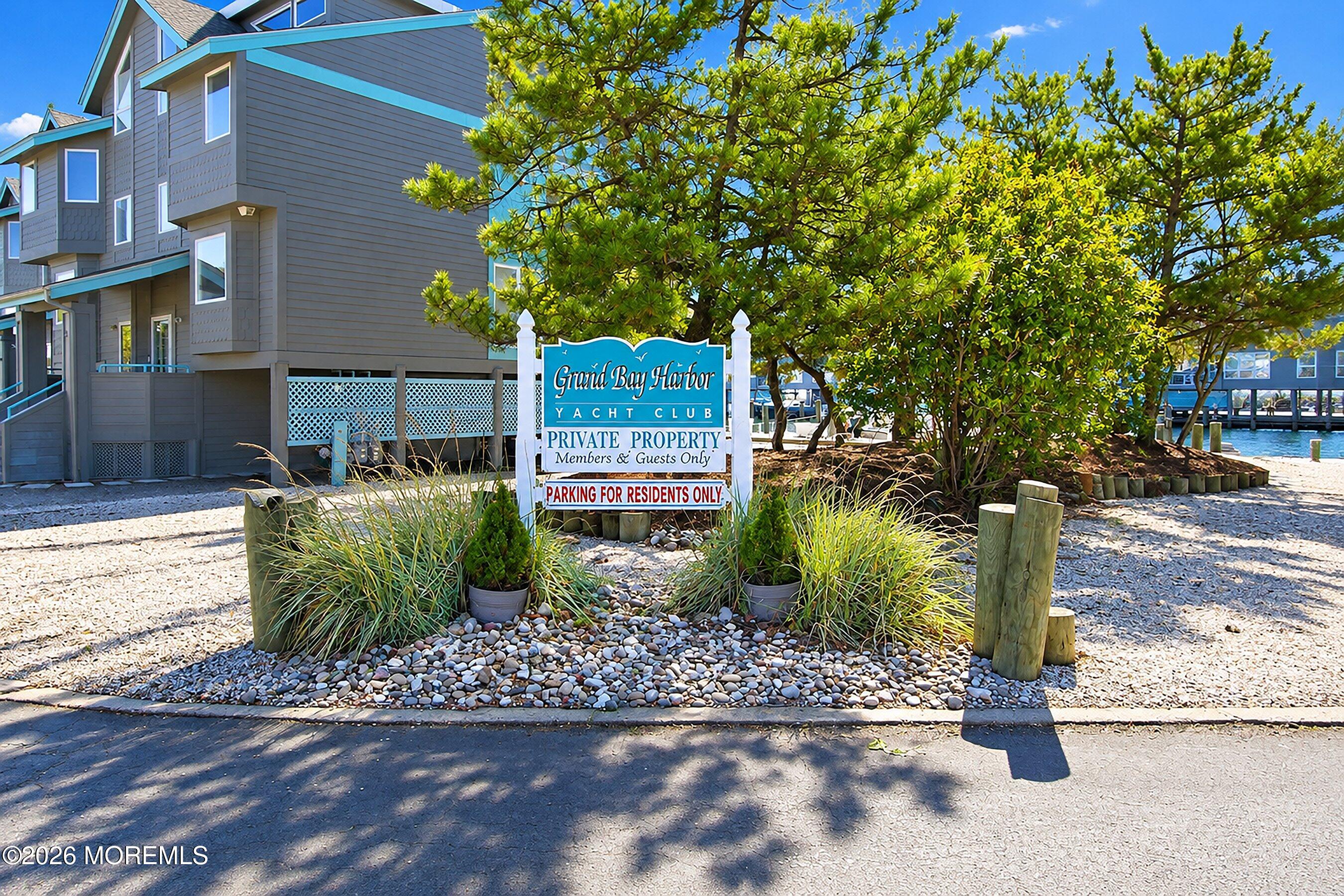 9 Grand Bay Harbor Drive Waretown NJ 08758