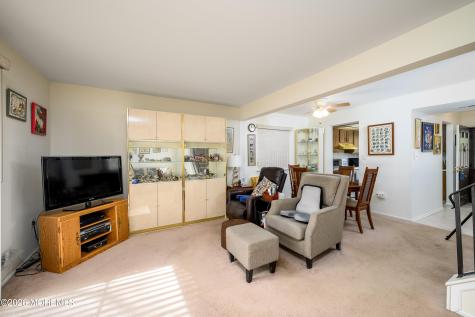 12 Pheasant Place Howell NJ 07731