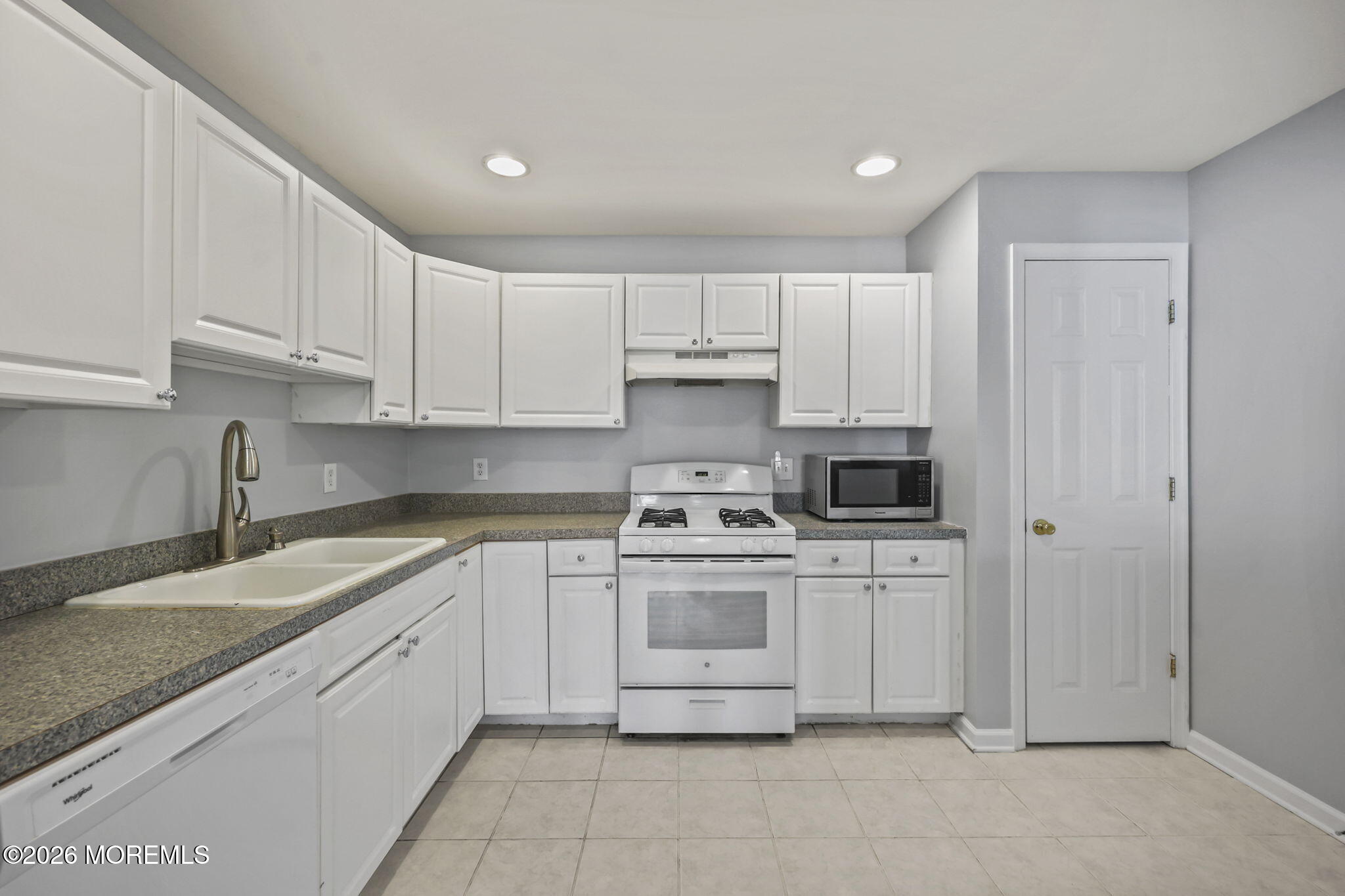 189 Sunshine Drive Piscataway Twp NJ 08854
