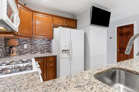 1305 Paris Court Lakewood NJ 08701