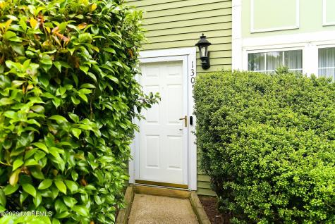 1305 Paris Court Lakewood NJ 08701