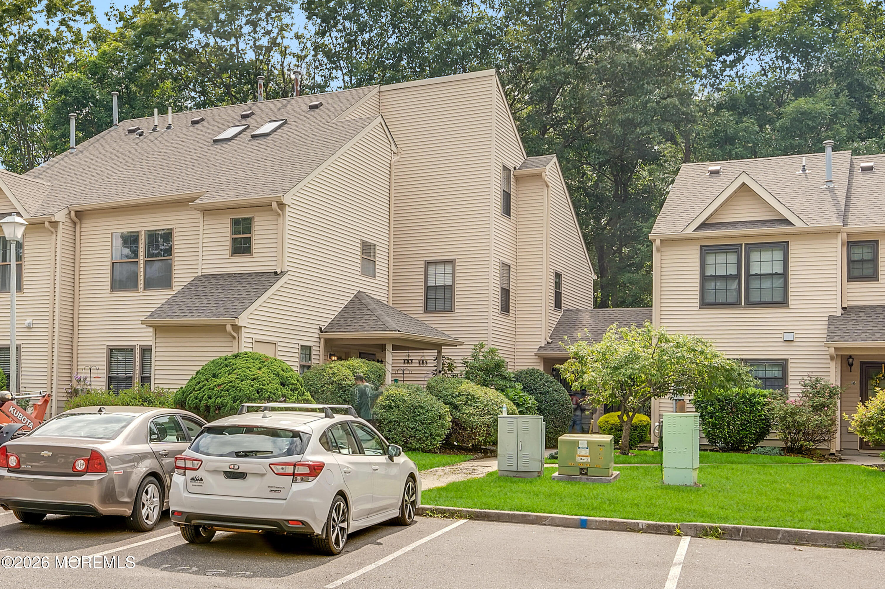 14 Whispering Oaks Way Jackson NJ 08527