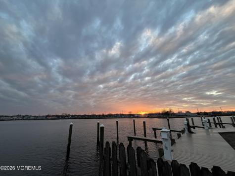 210 Spinnakers Cove Toms River NJ 08753
