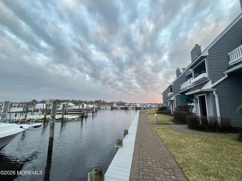 210 Spinnakers Cove Toms River NJ 08753