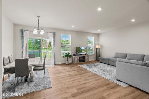 18 Rosemary Way Mount Laurel NJ 08054