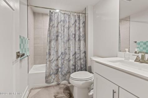 18 Rosemary Way Mount Laurel NJ 08054