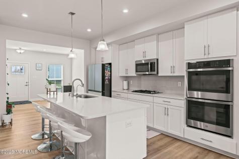 18 Rosemary Way Mount Laurel NJ 08054