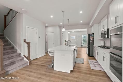 18 Rosemary Way Mount Laurel NJ 08054