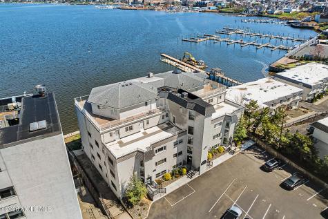 138 Bodman Place Red Bank NJ 07701