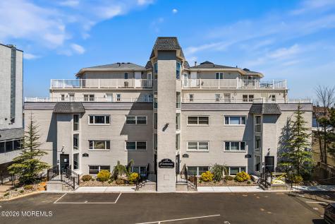 138 Bodman Place Red Bank NJ 07701