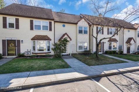 39 Independence Court Jackson NJ 08527