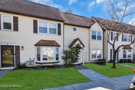 39 Independence Court Jackson NJ 08527