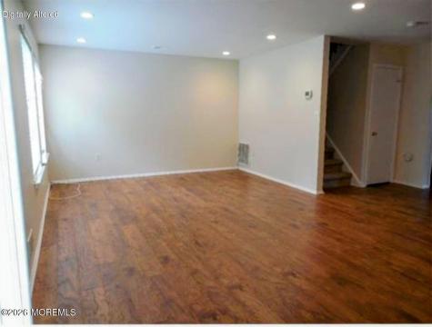 5 Coventry Court Matawan NJ 07747