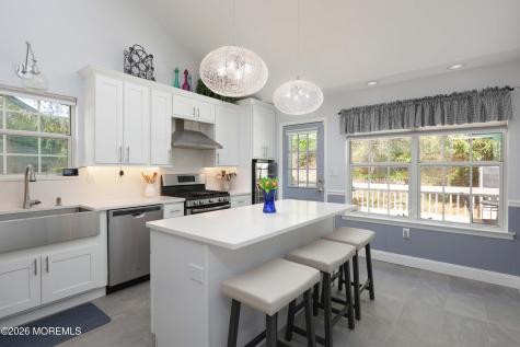 158 Colony Lane Manalapan NJ 07726
