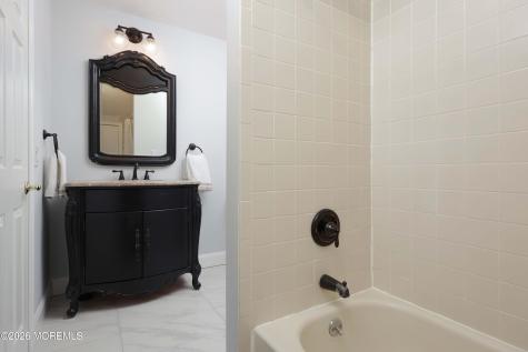 158 Colony Lane Manalapan NJ 07726