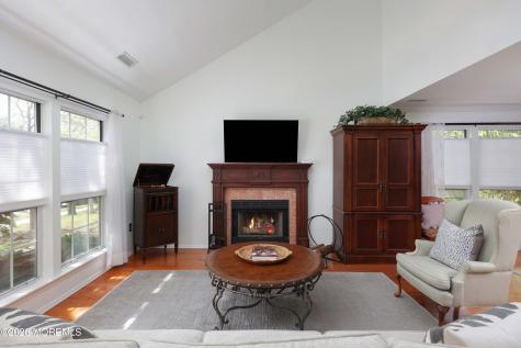 158 Colony Lane Manalapan NJ 07726