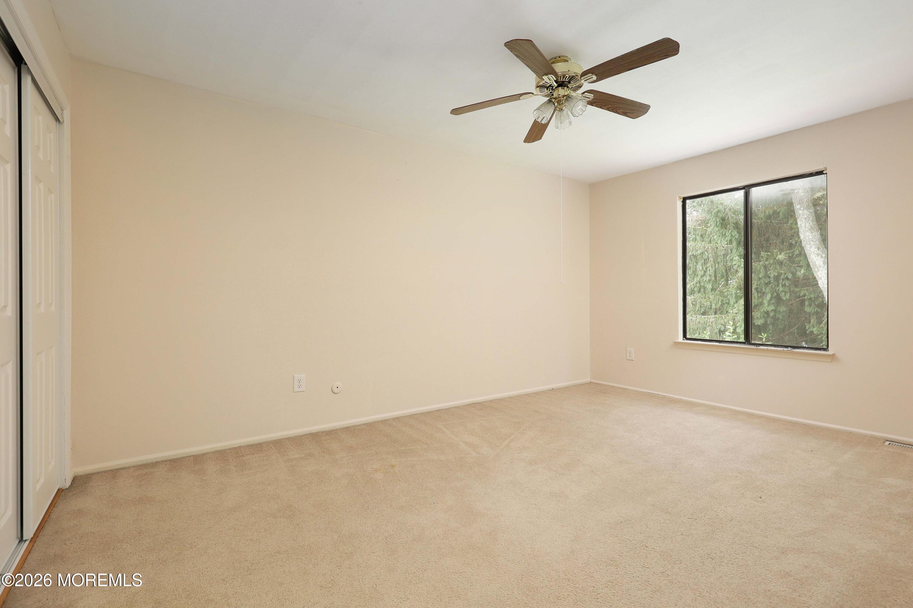 7 Wren Way Howell NJ 07731