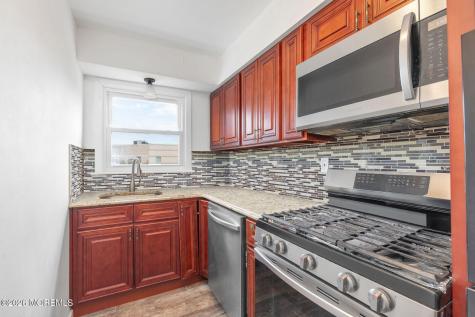 213 Main Street Keansburg NJ 07734