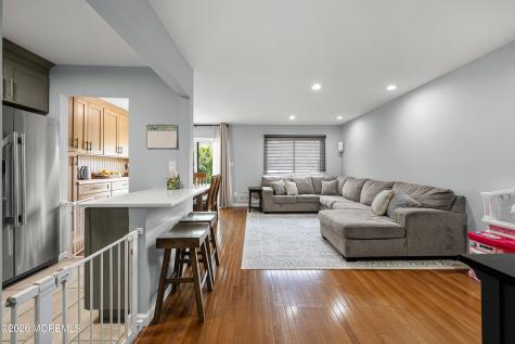 20 Arrowsmith Court Matawan NJ 07747