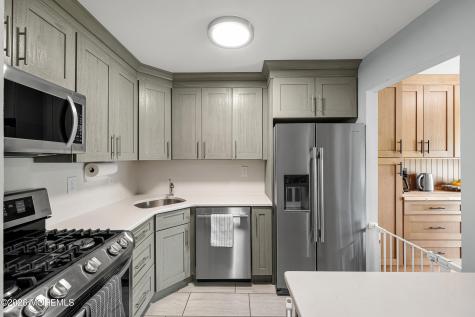 20 Arrowsmith Court Matawan NJ 07747