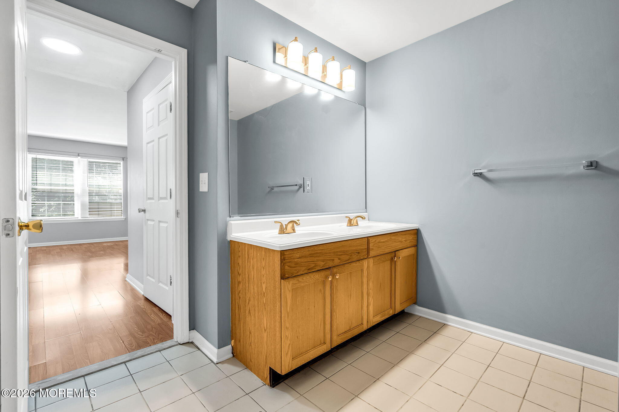 21 Forrest Court Tinton Falls NJ 07753