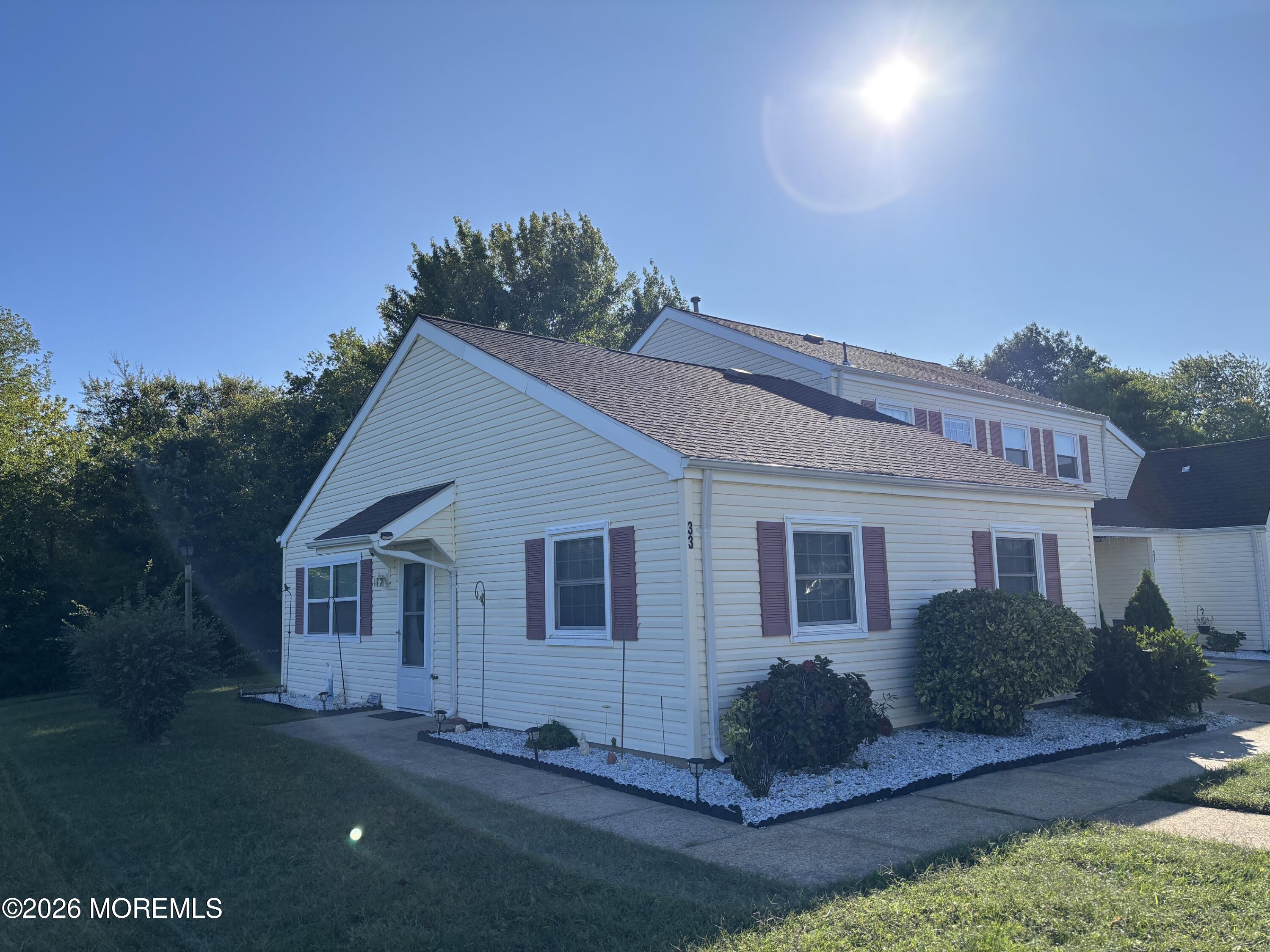 33 Mediterranean Court Barnegat NJ 08005