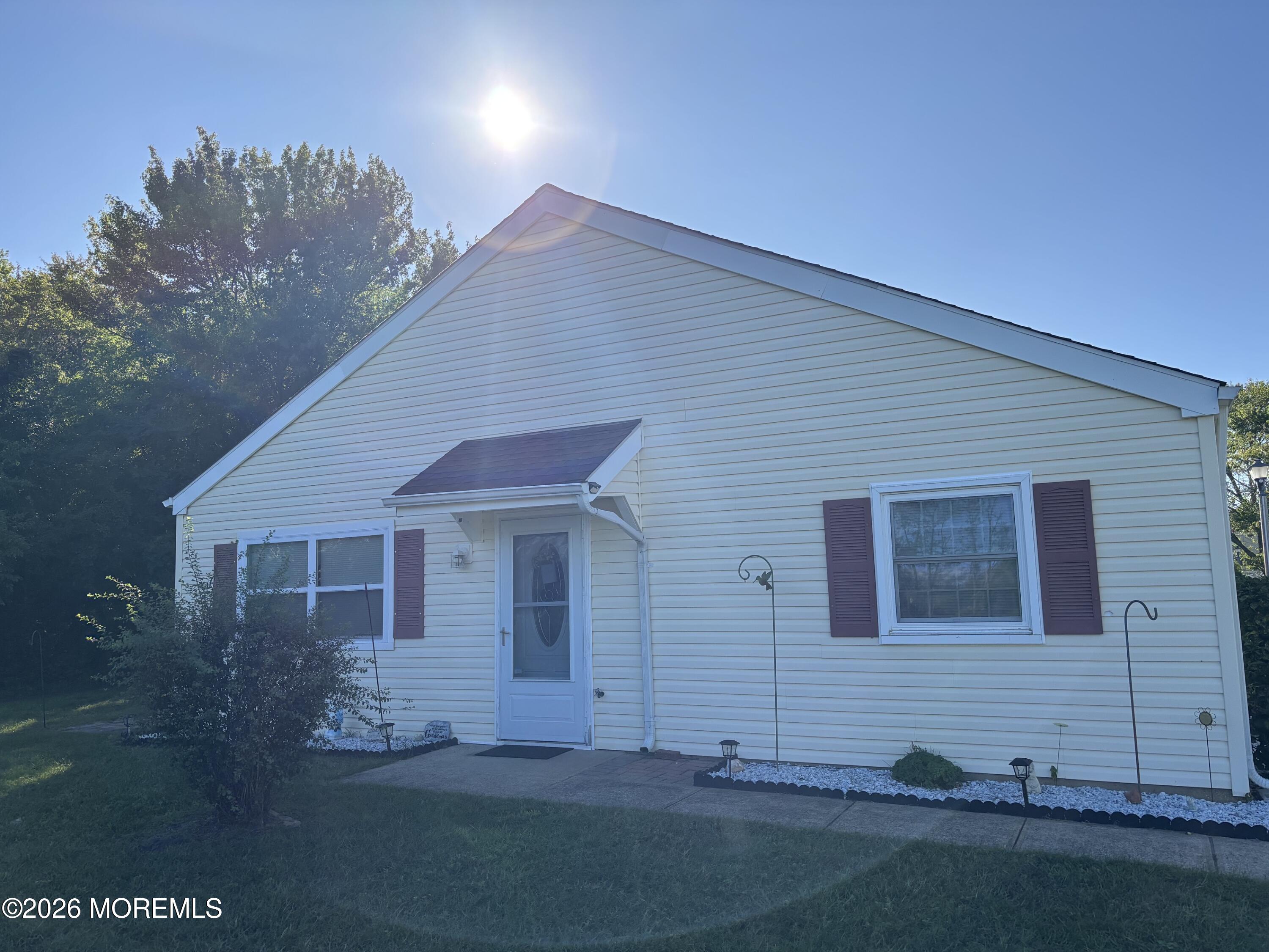 33 Mediterranean Court Barnegat NJ 08005