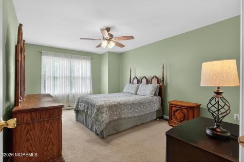 20 Oak Lane Eatontown NJ 07724