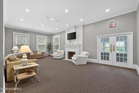20 Oak Lane Eatontown NJ 07724