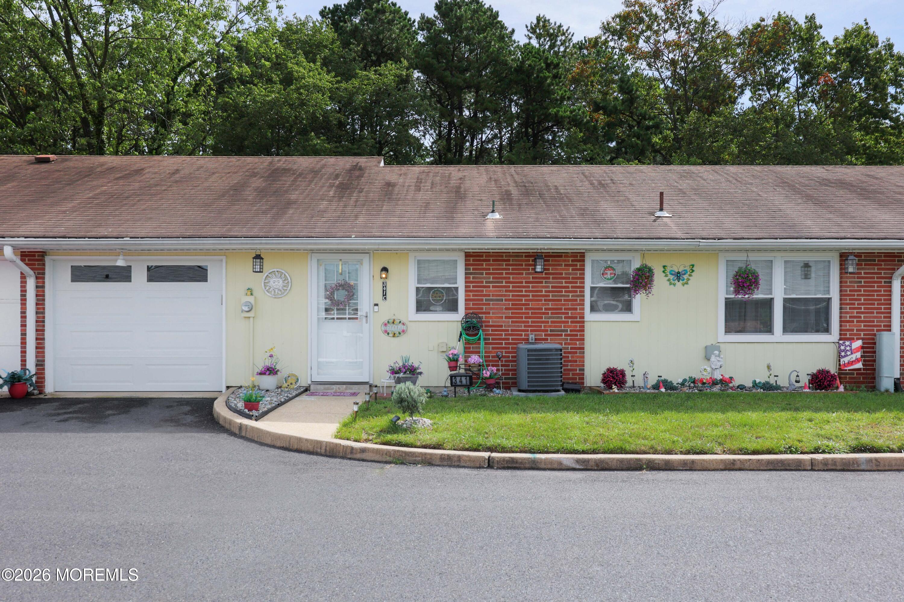 341C Canterbury Court Lakewood NJ 08701