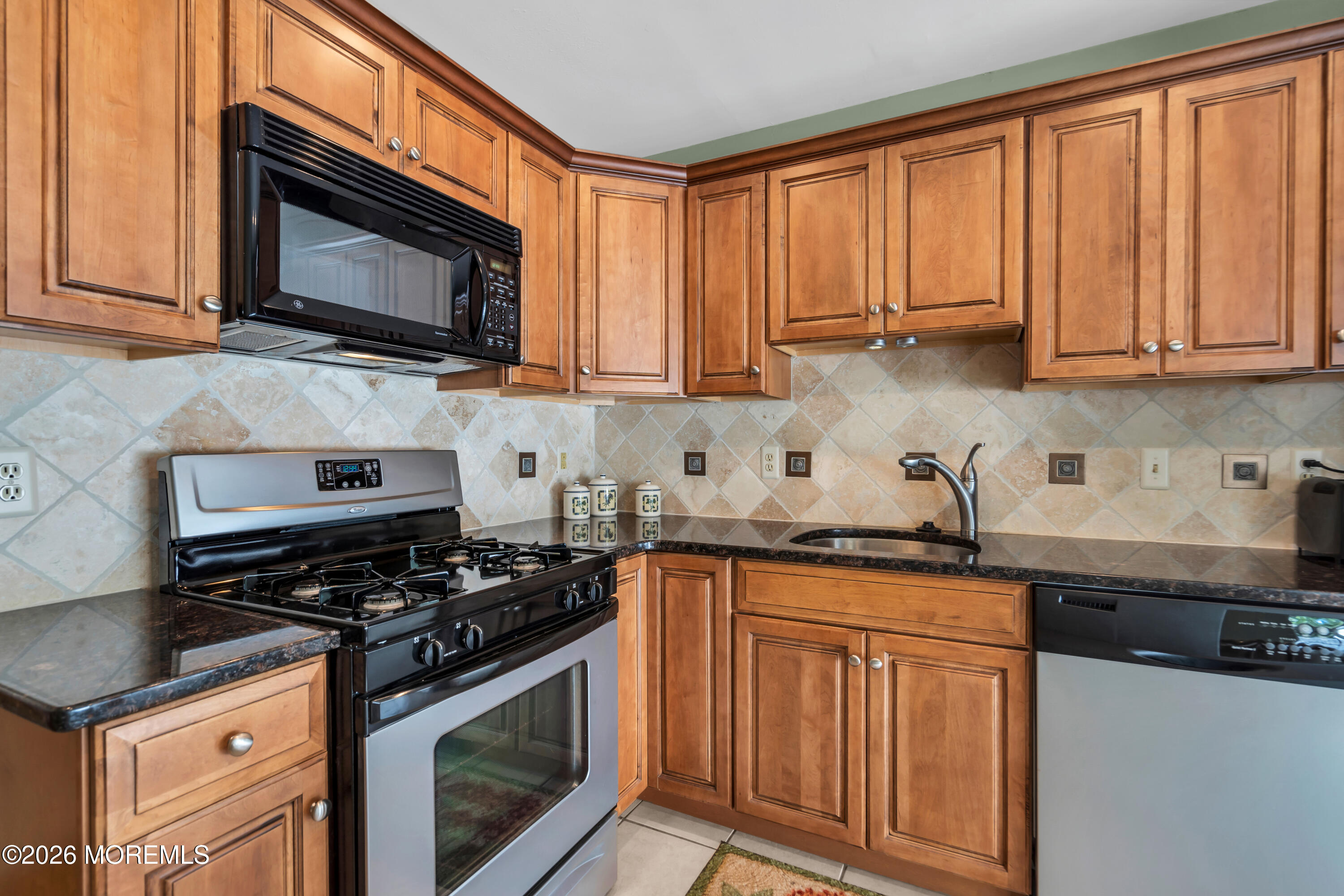 32 S Manor Court Wall NJ 07719