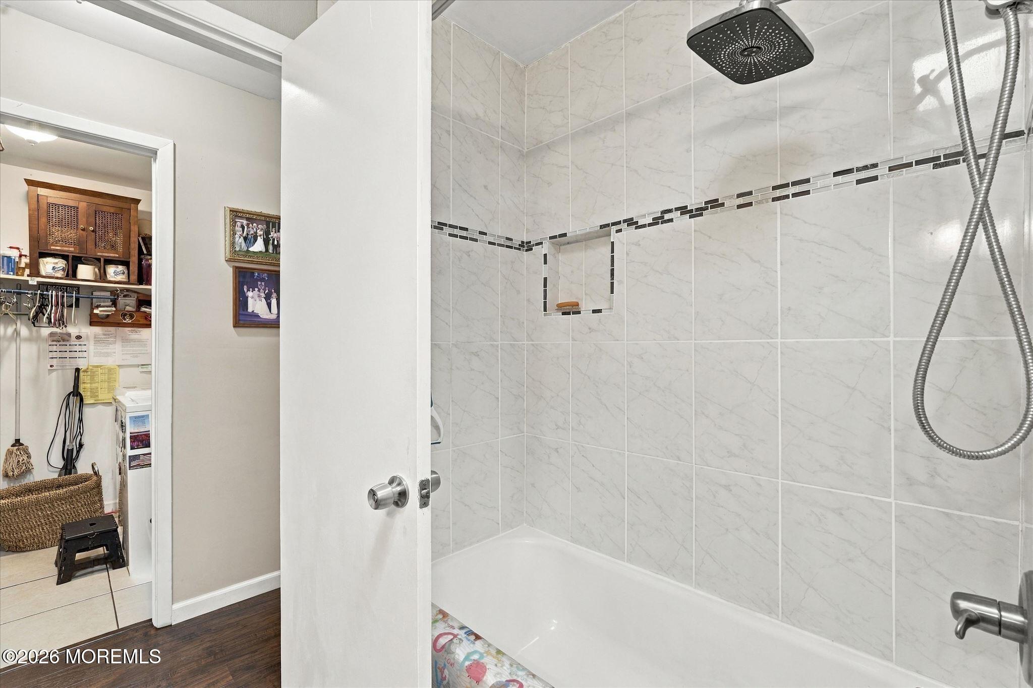 169 Middle Holly Lane Tuckerton NJ 08087