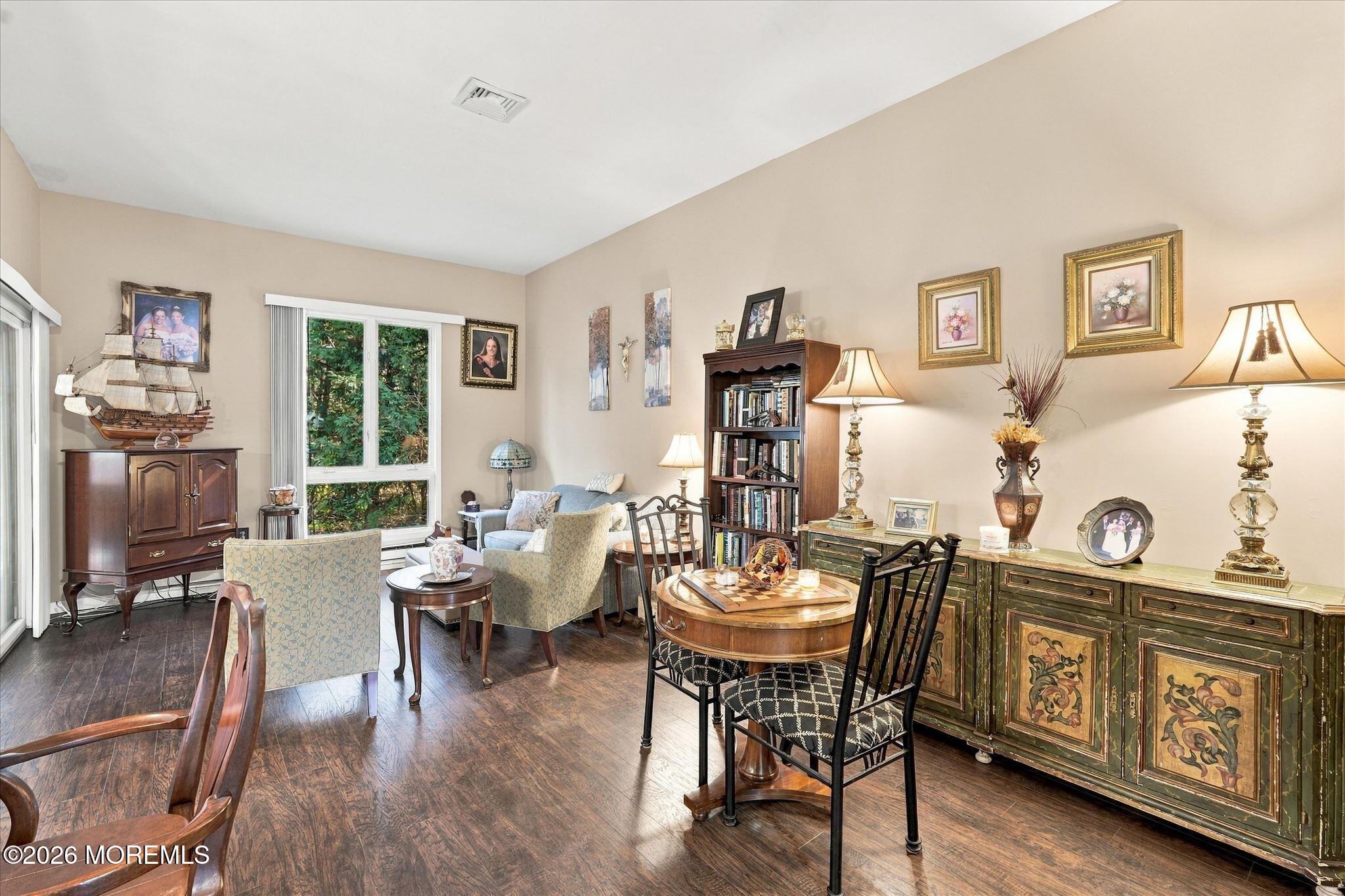 169 Middle Holly Lane Tuckerton NJ 08087