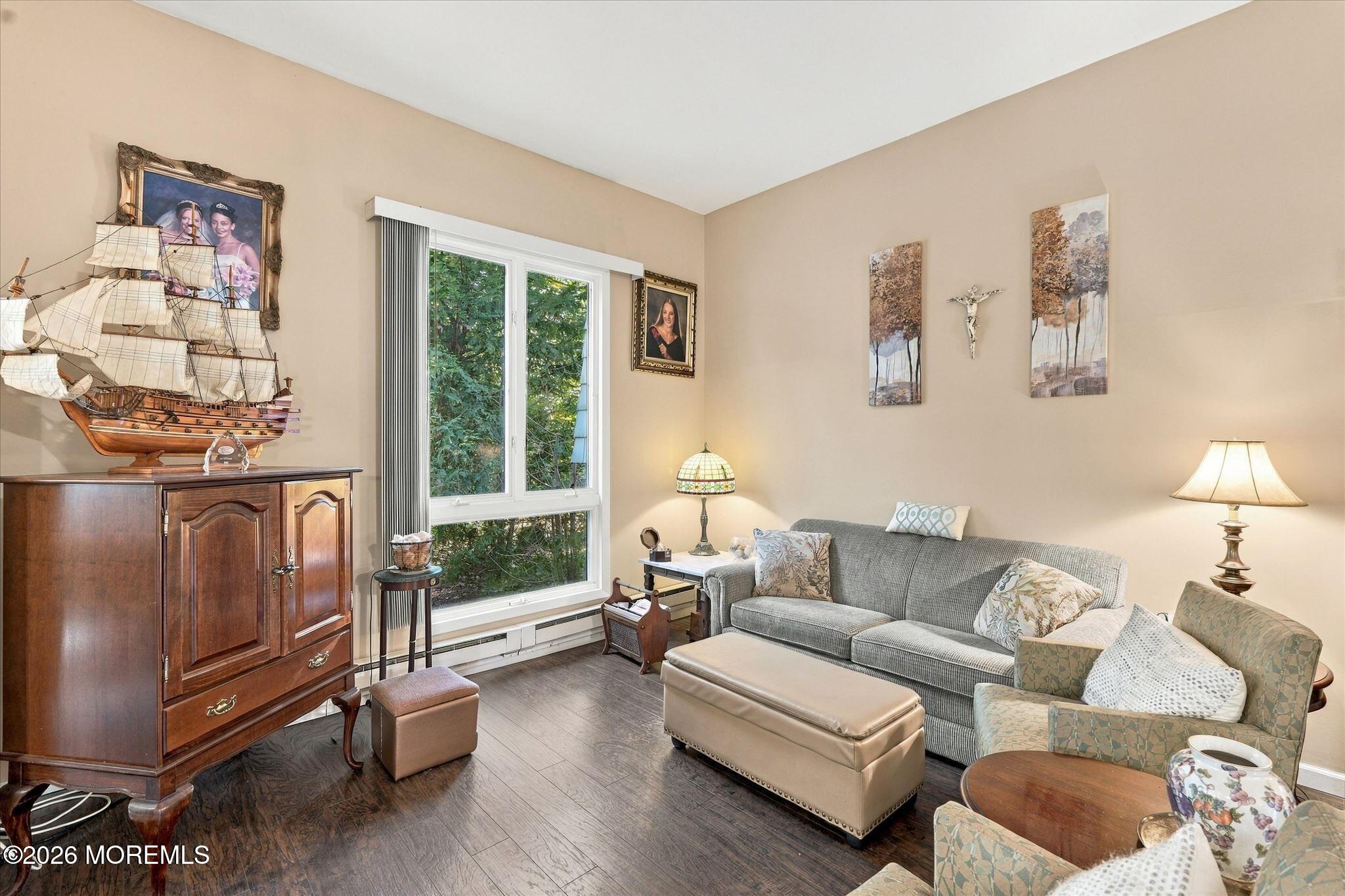 169 Middle Holly Lane Tuckerton NJ 08087