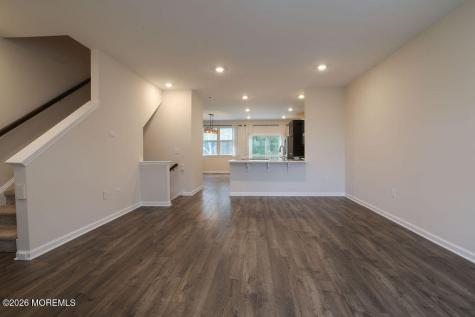 107 Melanie Way Manahawkin NJ 08050