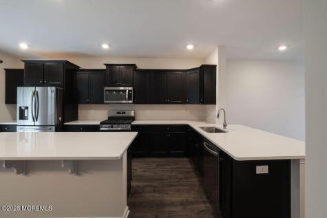 107 Melanie Way Manahawkin NJ 08050