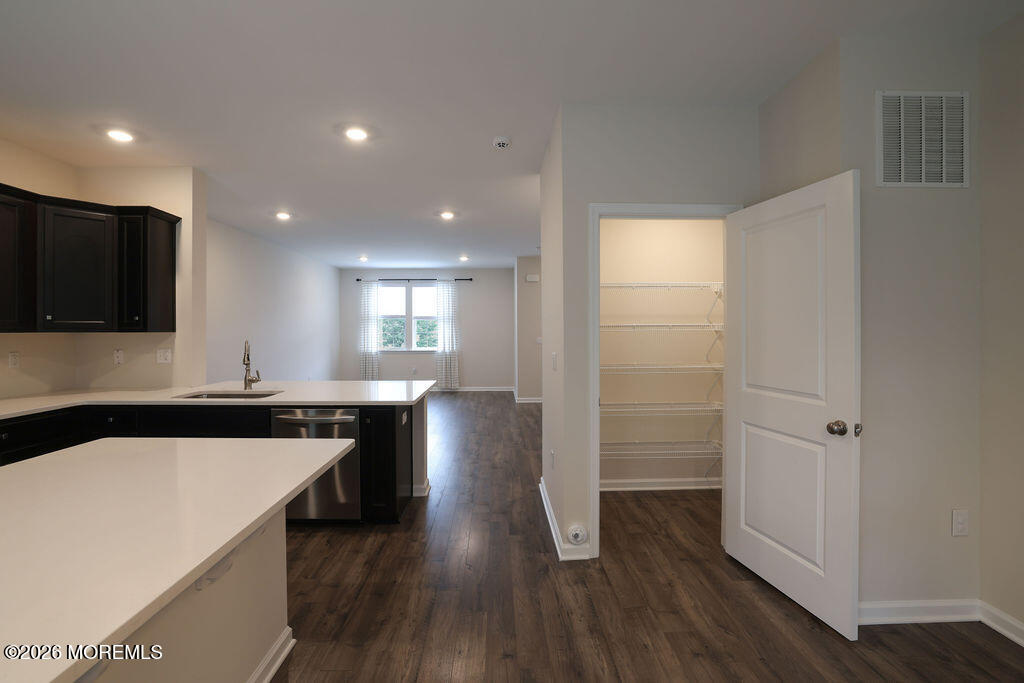107 Melanie Way Manahawkin NJ 08050