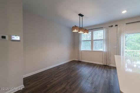 107 Melanie Way Manahawkin NJ 08050